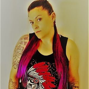 Meet your Posher, Victoria